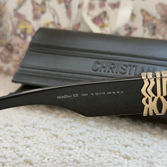 Christian Dior Miss Dior Black Sunglasses | MissDior S21 - Picture 11 of 16